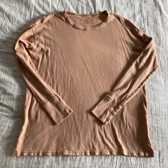 Aerie OFFLINE Unstoppable Long Sleeve Shirt with Thumbholes XS Soft Lounge - Picture 4 of 10